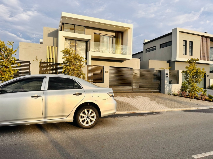 4 Bedroom Property for Sale in Sandown Western Cape